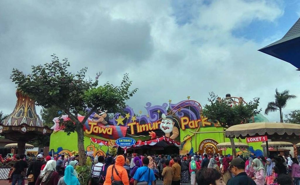 Para wisatawan menikmati liburan di Jatim Park I Kota Batu sebelum Pandemi Covid-19