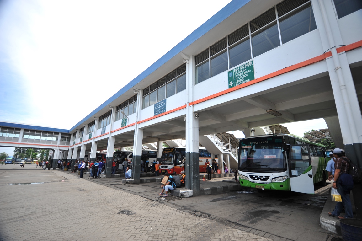 Pemkot Surabaya Tindak Tegas Bus Nakal Di Terminal Purabaya