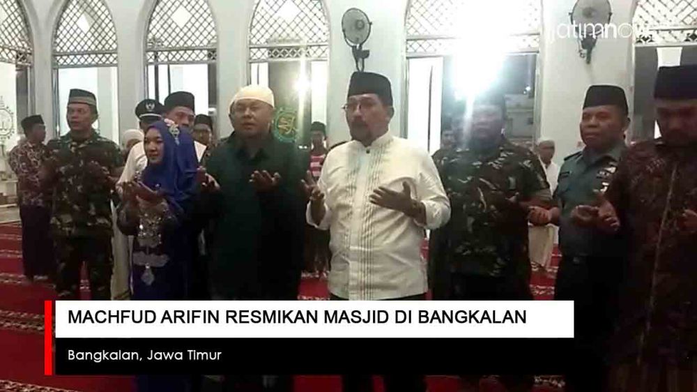 Video: Machfud Arifin Resmikan Masjid di Bangkalan