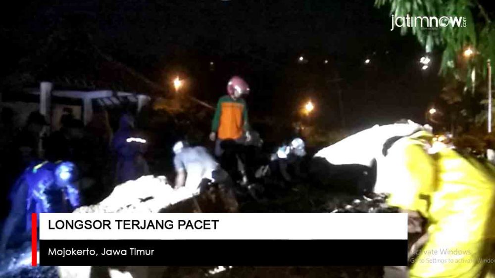 Video: Banjir dan Longsor Terjang Pacet