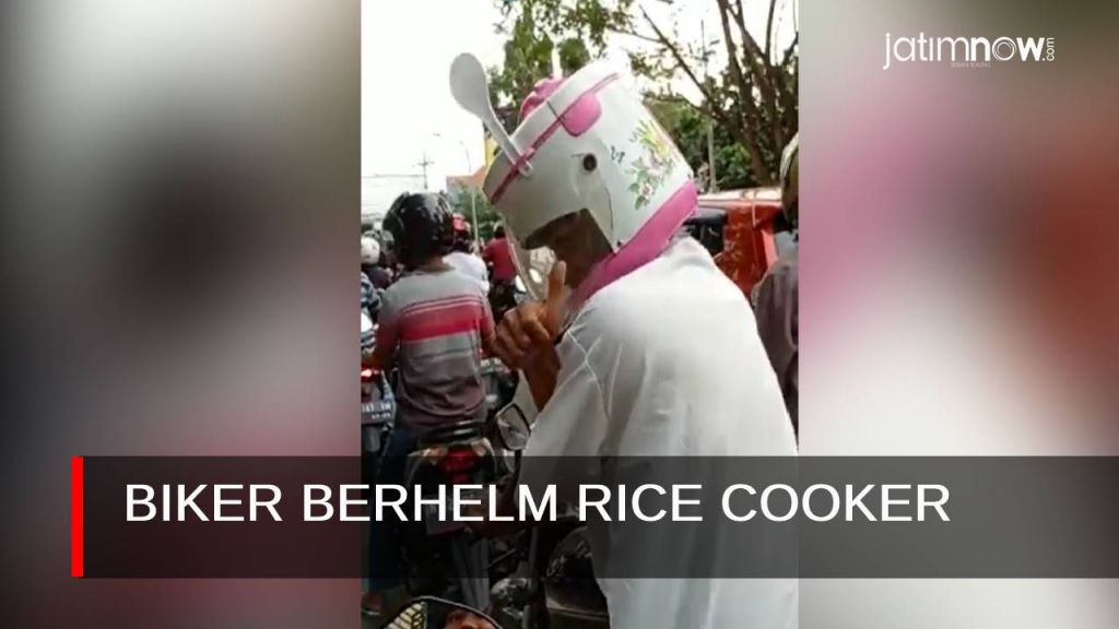 Video: Biker Berhelm Rice Cooker Hebohkan Pengguna Jalan