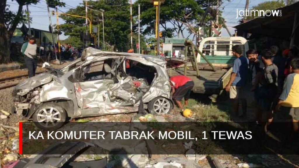 Video: KA Komuter Tabrak Mobil, Satu Orang Tewas