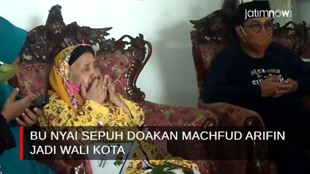Video: Bu Nyai Sepuh di Surabaya Doakan Machfud Arifin jadi Wali Kota