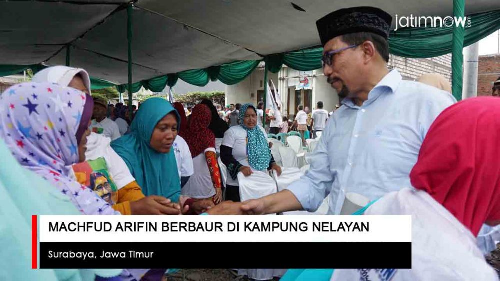 Video: Machfud Arifin Berbaur dengan Warga di Kampung Nelayan