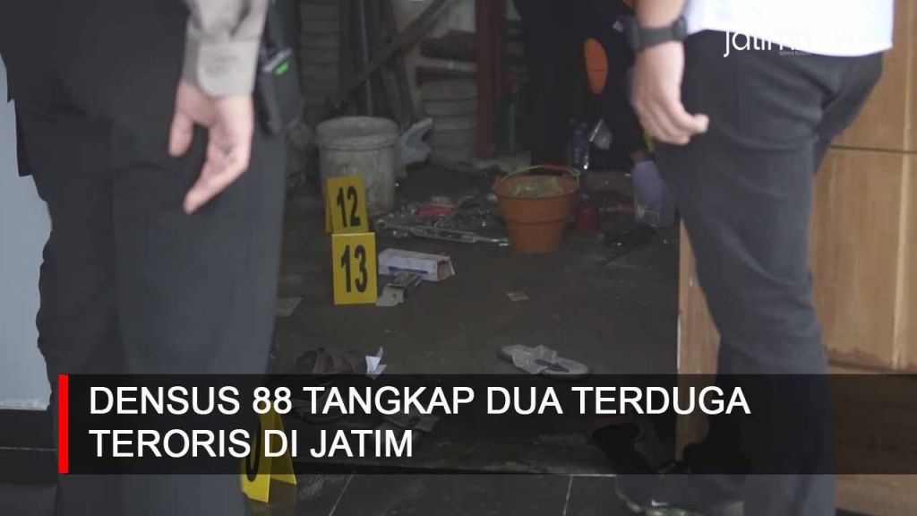 Video: Densus 88 Tangkap Dua Terduga Teroris di Jatim