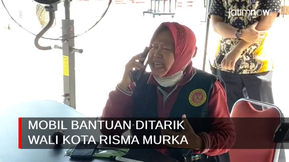 Video: Mobil Bantuan Ditarik, Wali Kota Risma Murka