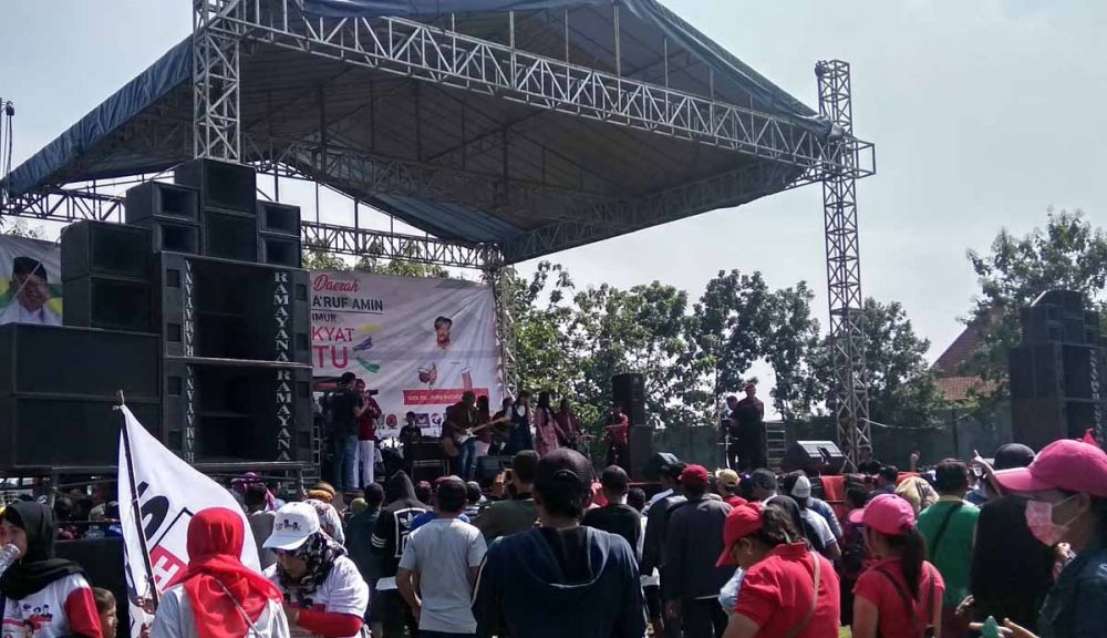 Konser Rakyat Ber-Satu yang digelar TKD Jatim di Trowulan, Mojokerto