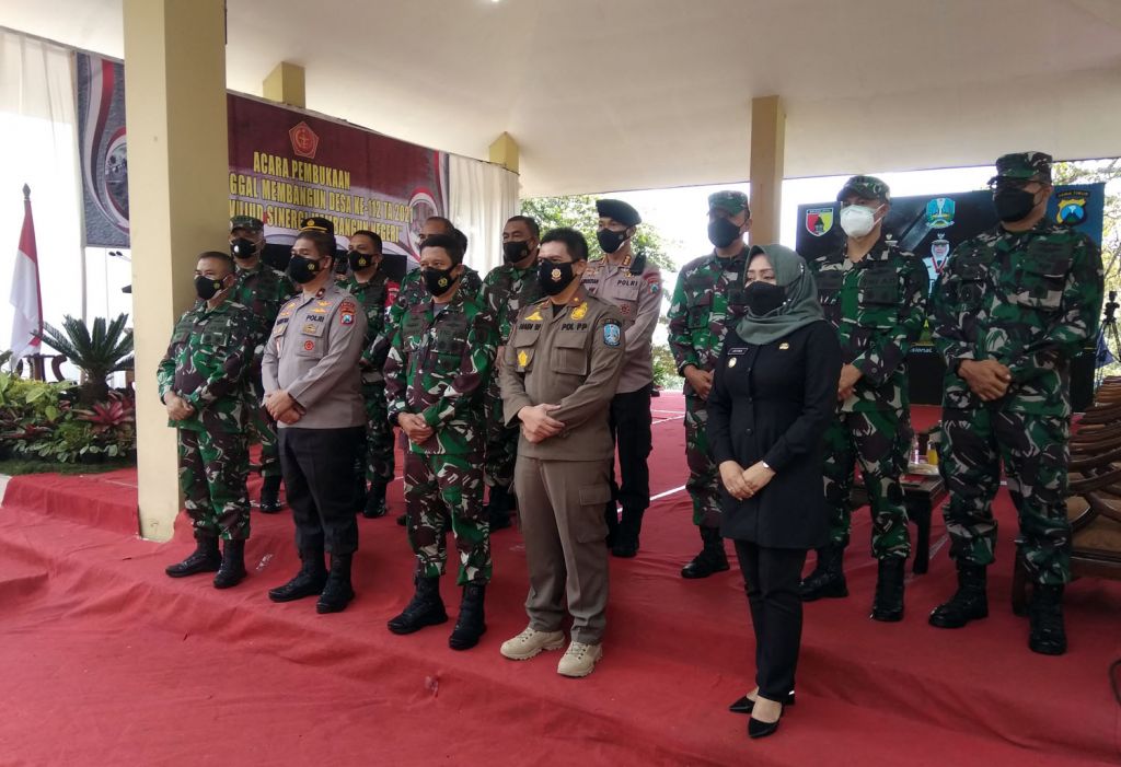 Peresmian TMMD ke-112 yang digelar di Desa Duyung, Kecamatan Trawas, Kabupaten Mojokerto