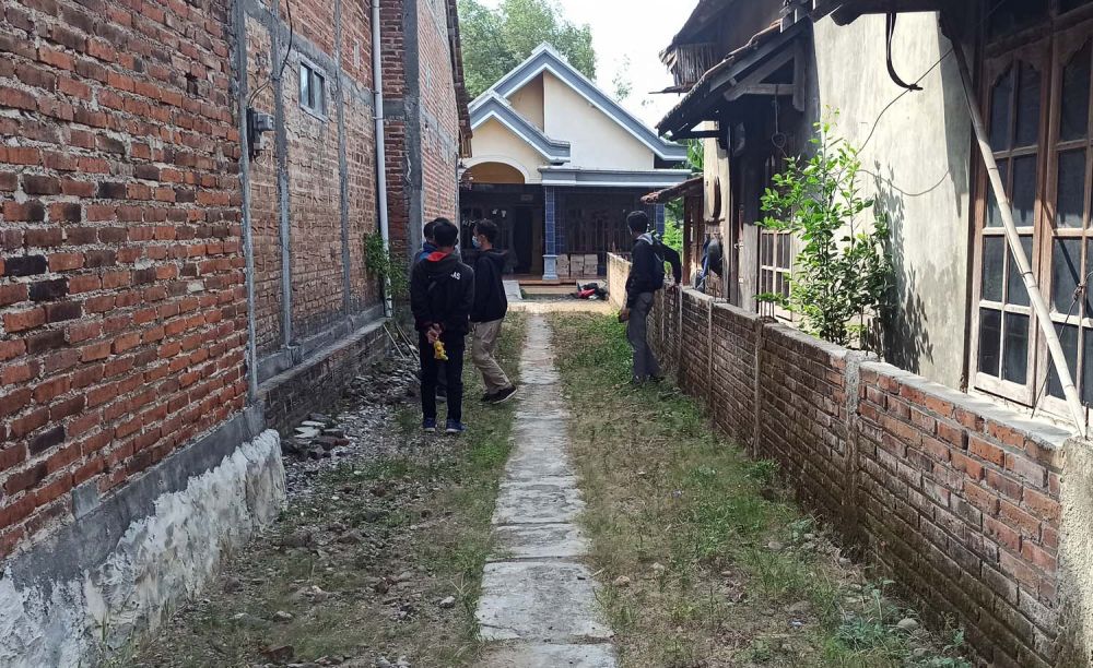 Tembok penutup jalan rumah tetangga di Ponorogo bakal dirobohkan