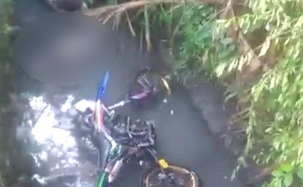 Motor Kawasaki KLX juga ditemukan dalam sungai tempat pria ditemukan tewas