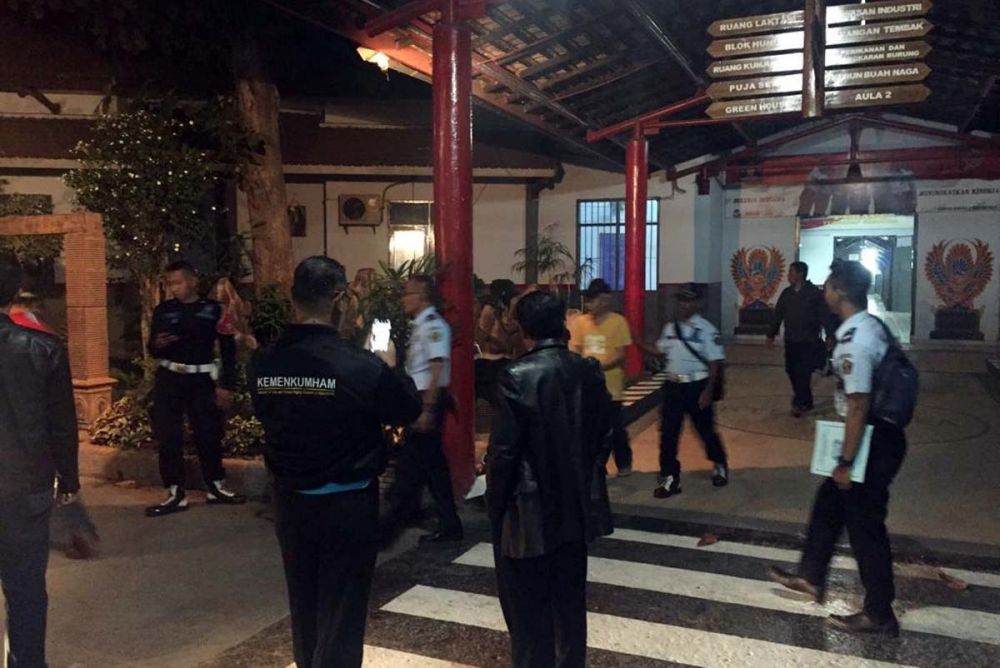 Tiga naraidana berisiko tinggi dipindah dari Lapas Porong ke Nusakambangan