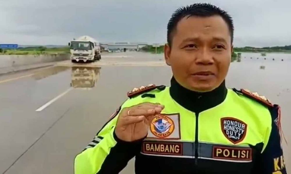 Banjir Berangsur Surut, Tol Madiun Bisa Dilalui Kendaraan Besar
