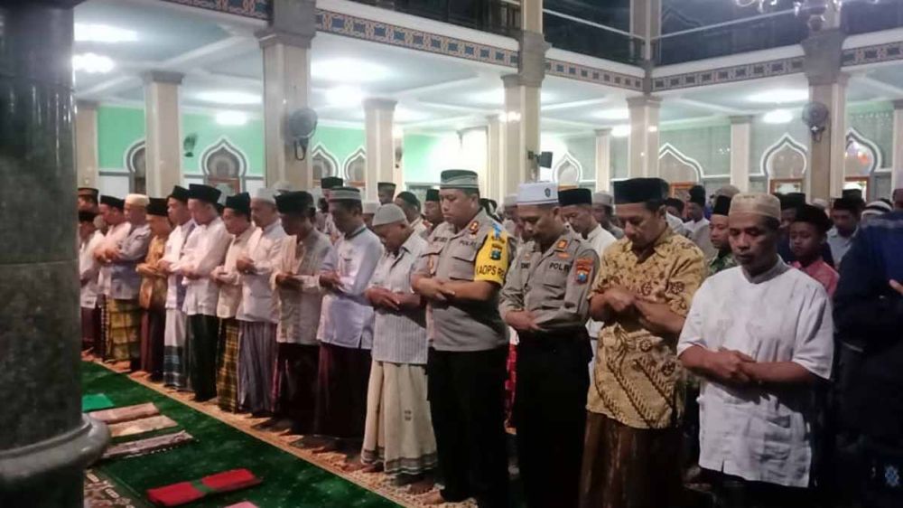 Salat Gaib Serentak dari Trenggalek untuk Almarhum Ani Yudhoyono