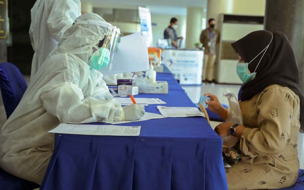 Gratiskan Rapid Test Peserta UTBK, Unair: 'Wes Emboh Yo Opo Carane'