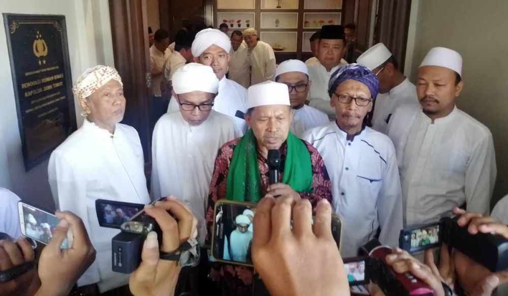 Ulama Sampang Yakin Ada Aktor Utama Pembakaran Mapolsek Tambelangan
