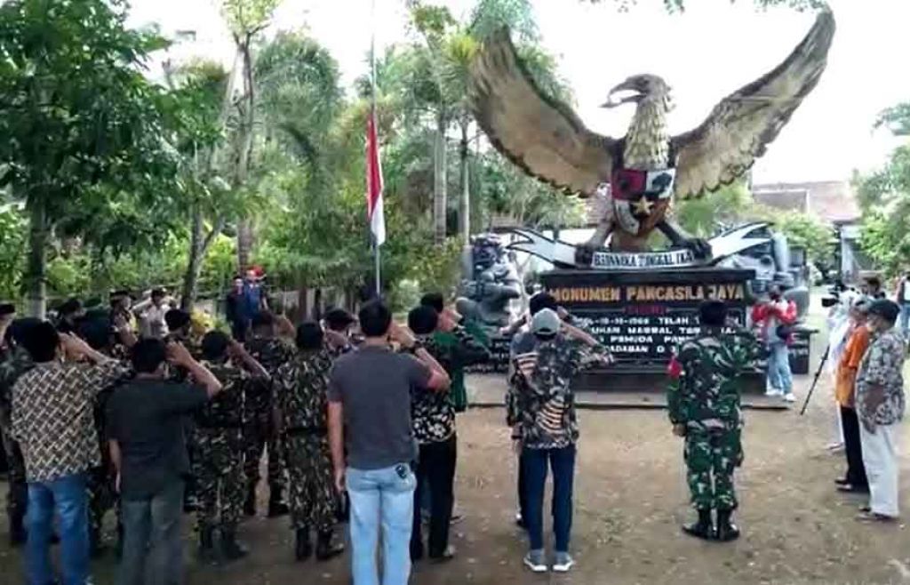 Kenang Tragedi G 30 S/PKI, Warga Banyuwangi Gelar Tabur Bunga di 3 Lubang Buaya