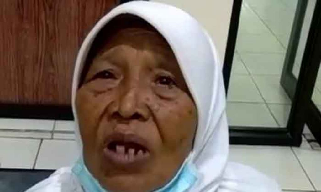 Nenek Sri Mulyati