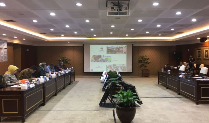 Wali Kota Risma saat paparan di kantor Kemenpan RB/Foto: istimewa