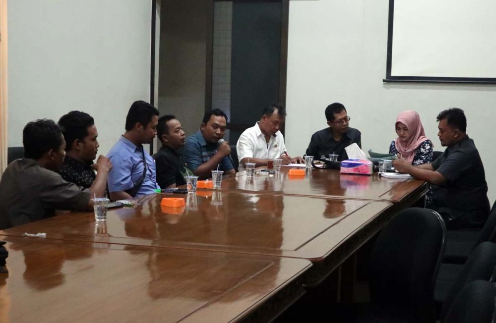 Warga Cekok saat ditemui anggota Komisi A DPRD Ponorogo