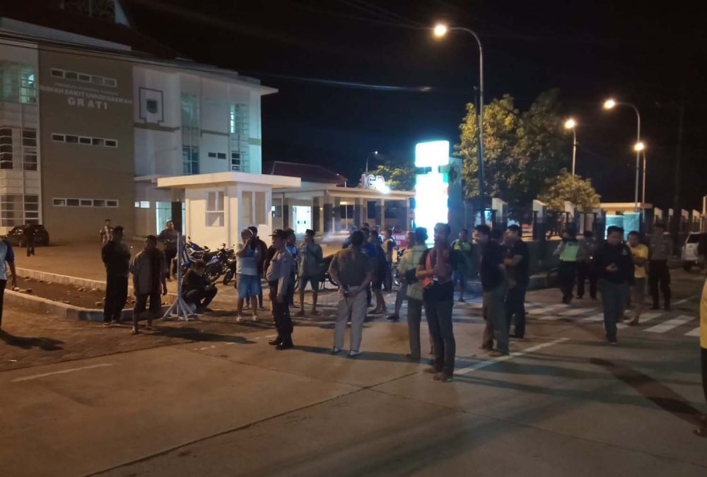 Warga Pasuruan Tolak Tes Corona Ratusan Siswa yang Pulang Berwisata