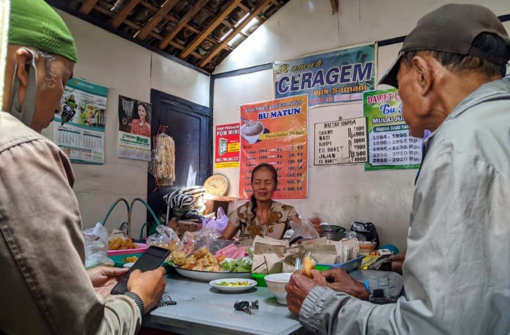 Warung Bu Matun di Ponorogo