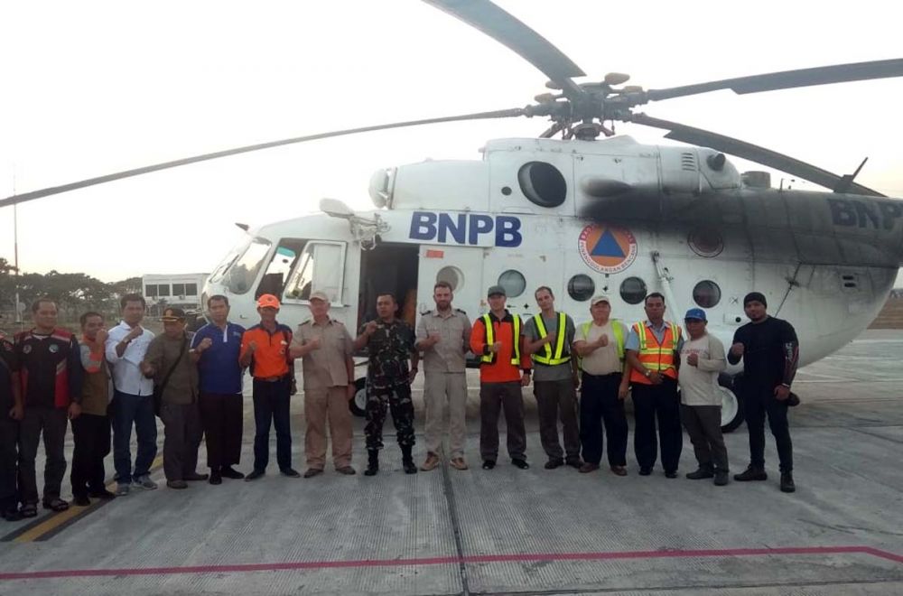 Helikopter Water Bombing Mulai Padamkan Kebakaran di Pegunungan Ijen