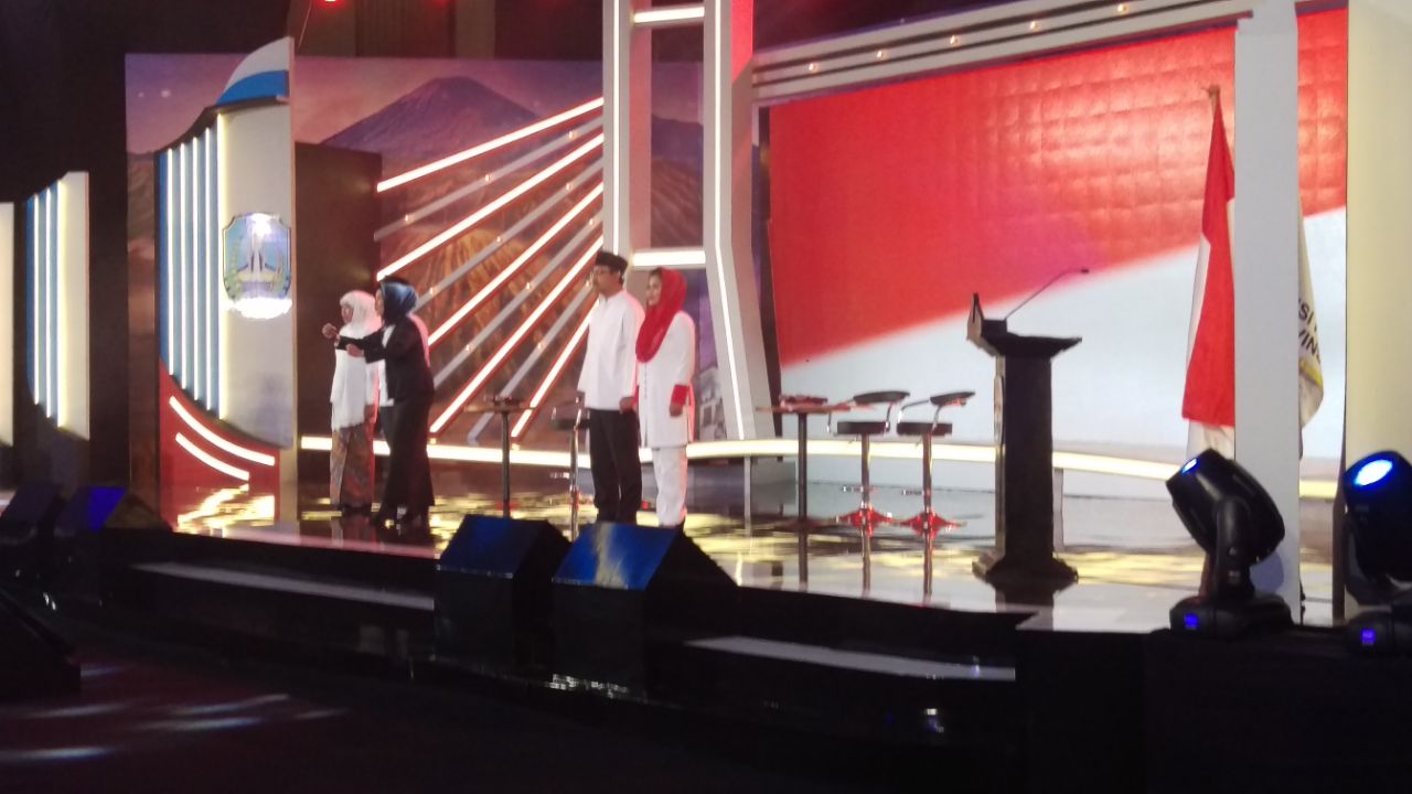 Menarik, Debat Perdana Khofifah vs Gus Ipul