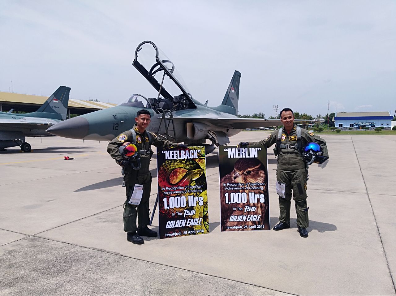 Lettu Pnb Kustaman "Kellback" Dwi Lukman Prasetyadi dan Kapten pnb Kurniadi “Merlin” Sukmo Djatmiko