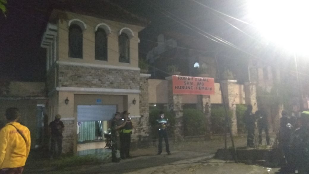 Suasana rumah yang digerebek Densus 88/Foto: Fahrizal Tito 