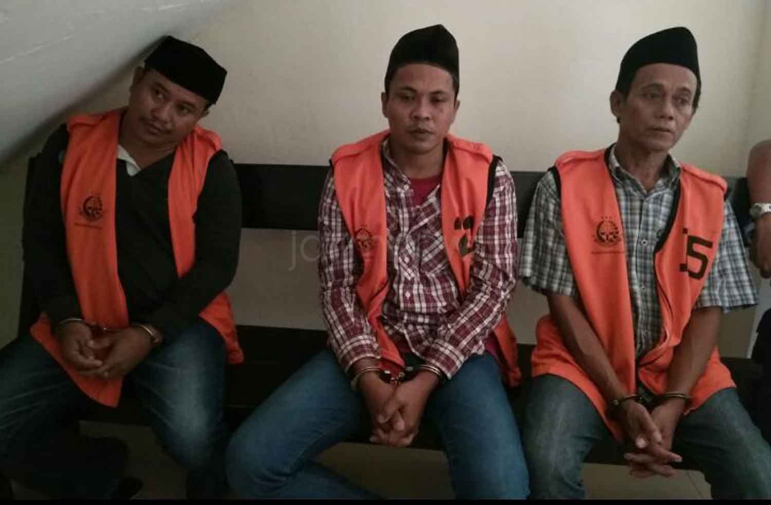 Hakim Vonis Mati 3 Terdakwa Pembunuhan dan Pemerkosaan di Madura