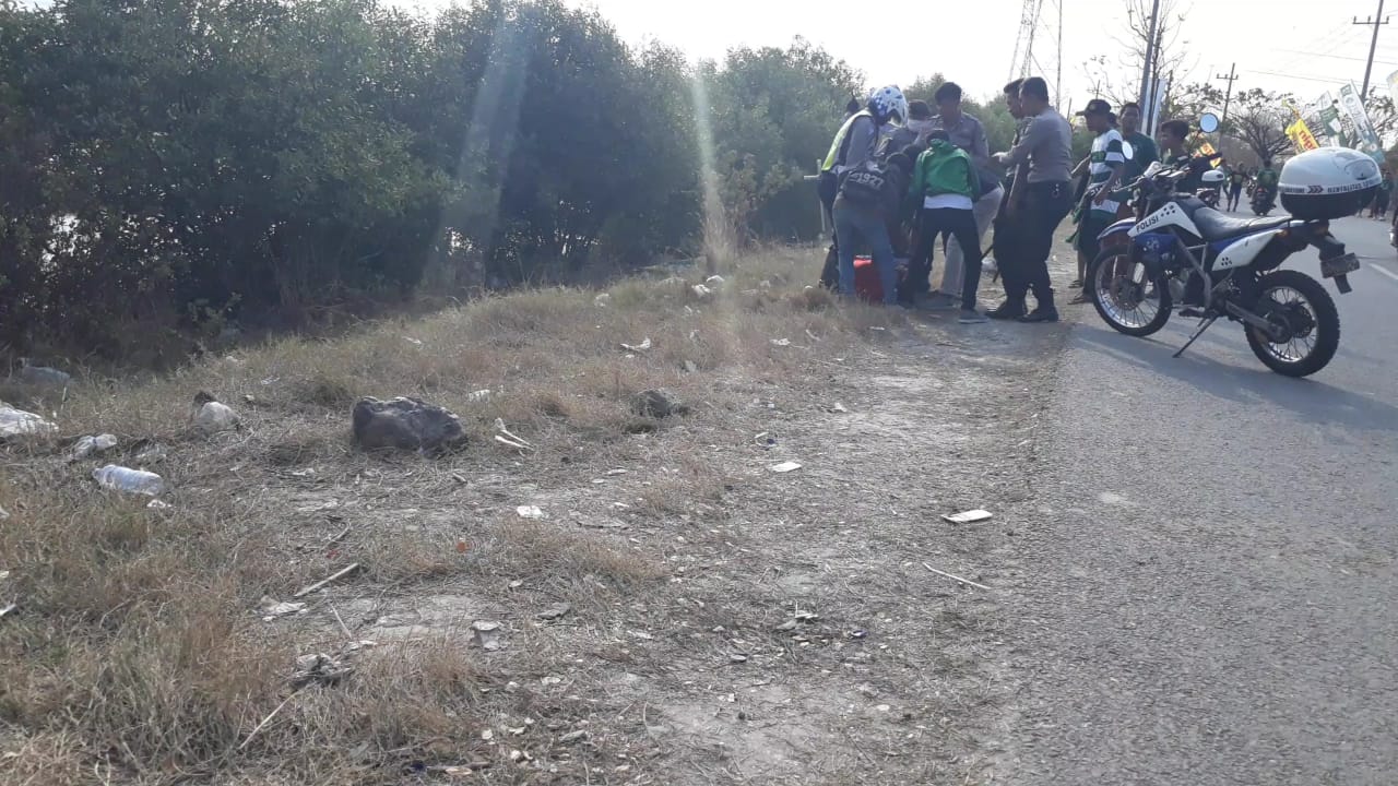 Polisi mengamankan dua perampas HP di area GBT

