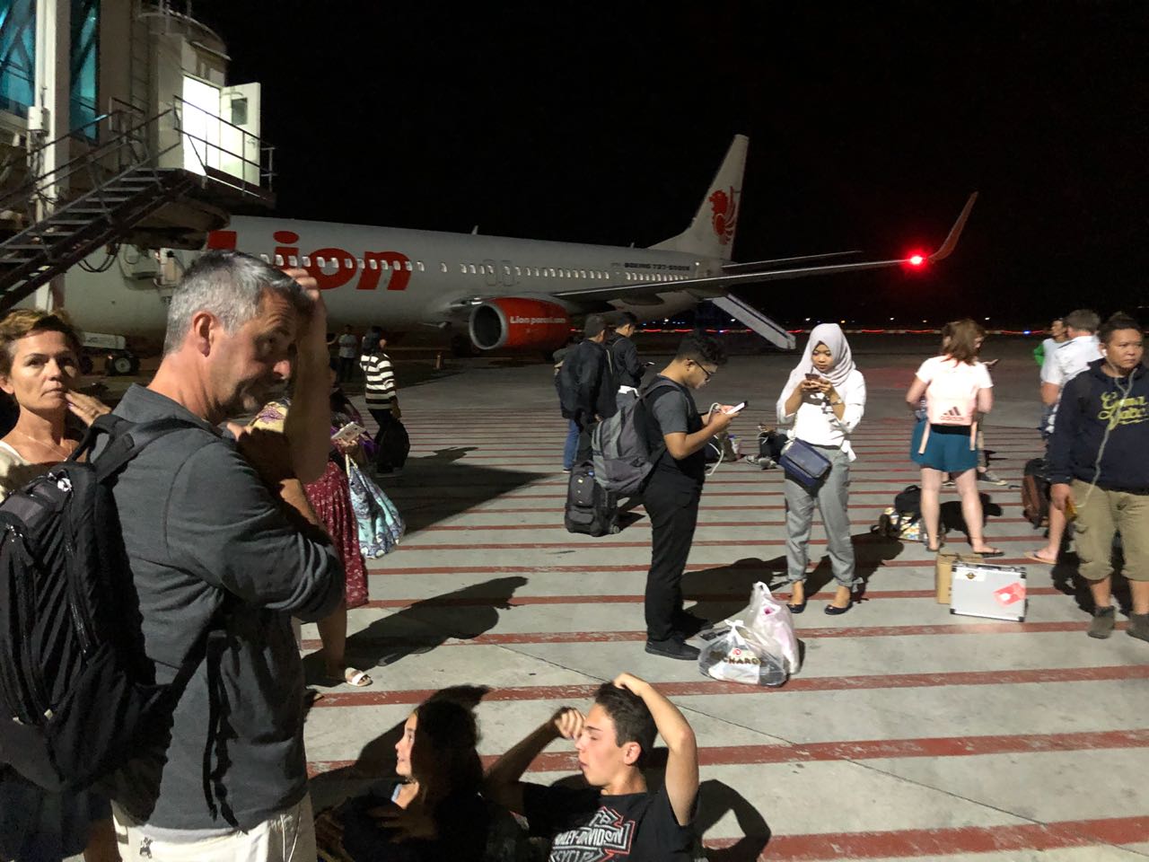 Penumpang di Bandara Internasional Lombok dari Joko Hariyanto for jatimnow.com.

