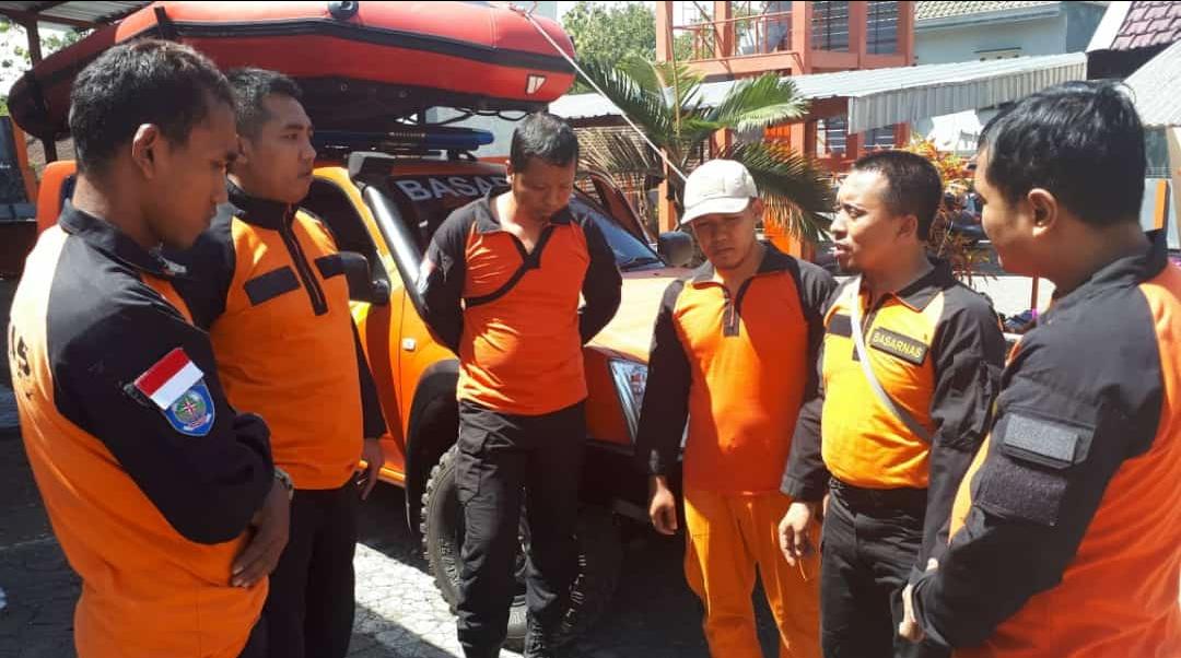 Basarnas Trenggalek melakukan koordinasi pencarian korban