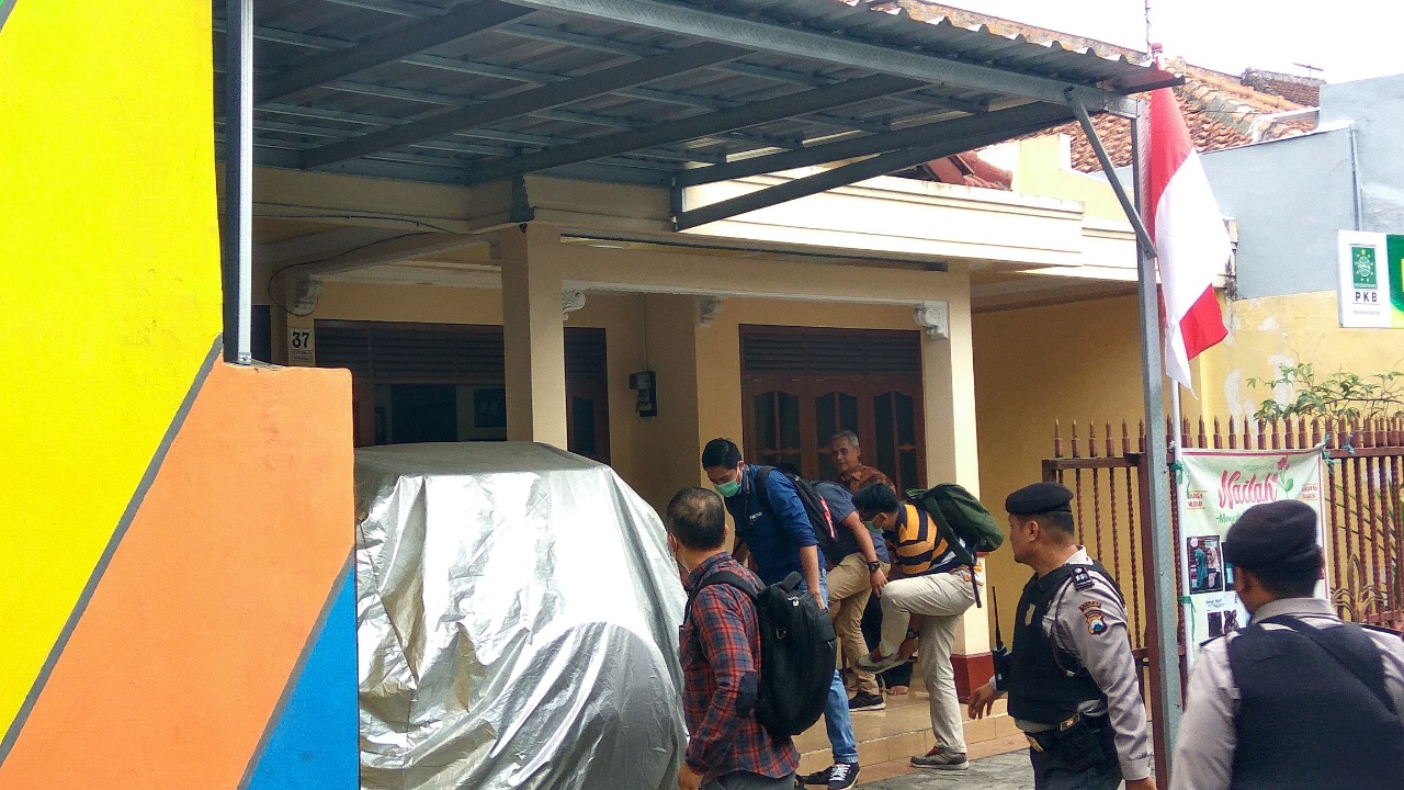 Rumah Anggota DPRD Malang Digeledah KPK, Ini Kata Tetangga