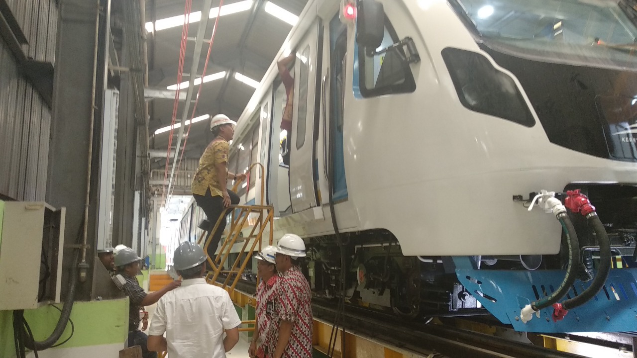 Rangkaian LRT  yang belum dikirim