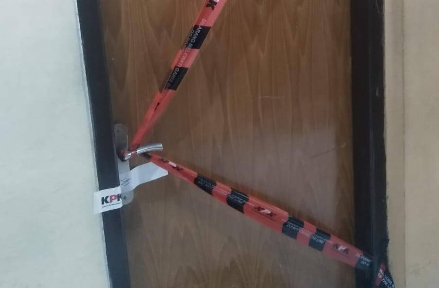 Di Mana Wali Kota Pasuruan Saat KPK Geledah Kantornya?