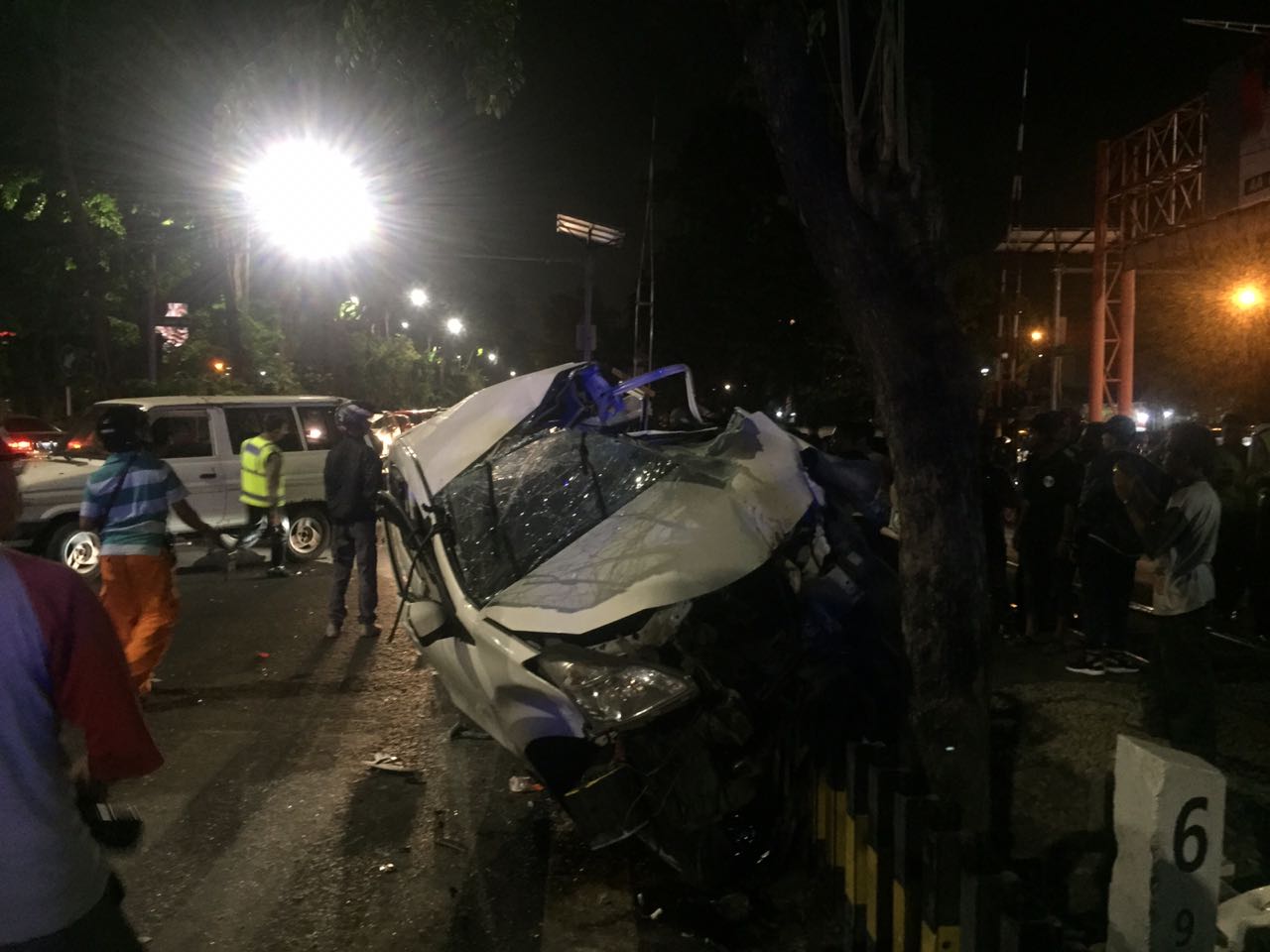 Avanza Tertabrak KA di Margorejo, Salah Siapa?