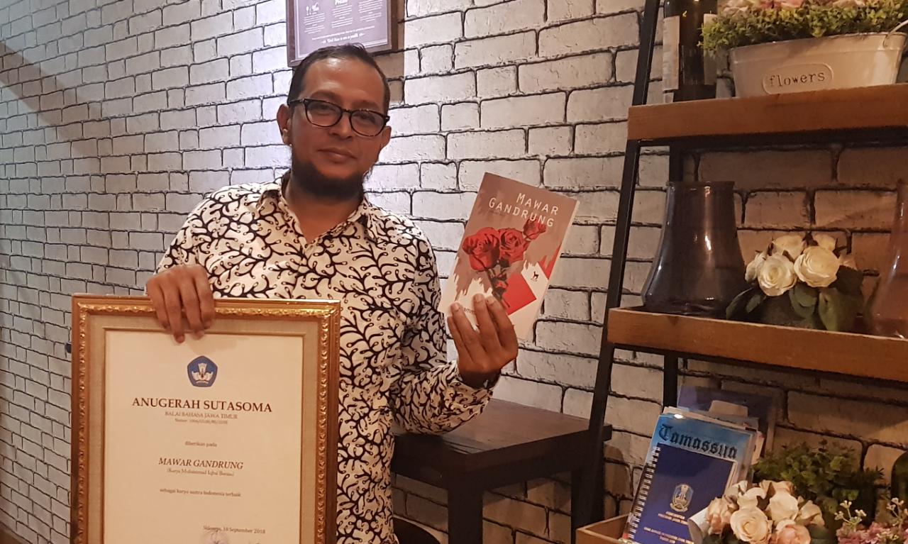 Muhammad Iqbal Baraas, sastrawan asal Banyuwangi dan penghargaan Anugerah Sutasoma