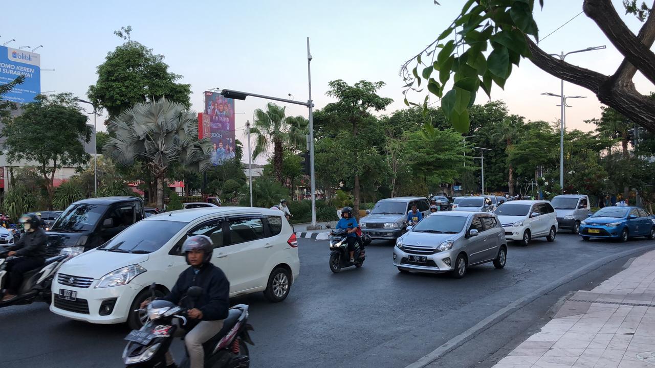 Live Traffic: Lalu Lintas Sekitaran Stasiun Gubeng, Surabaya