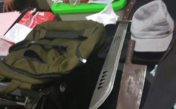 Barang bukti yang disita dari pelaku penyerangan Mapolsek Penjaringan, Jakarta Utara