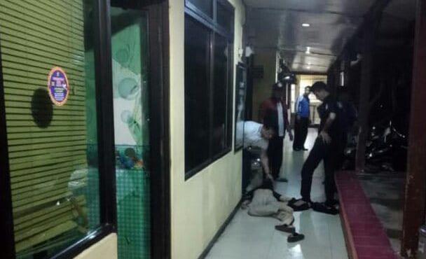 Pelaku saat diamankan usai melakukan penyerangan. (Foto: Istimewa)

