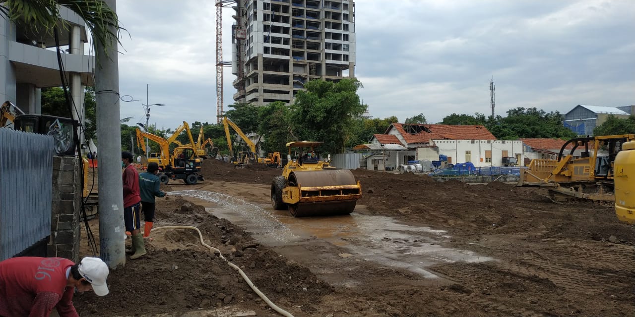 Proyek recovery di Jalan Raya Gubeng, Surabaya, Senin (24/12/2018)/ Foto Istimewa