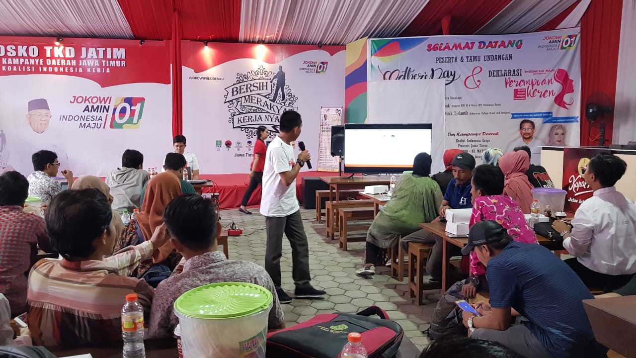 Pasukan Siber Tim Jokowi Disiapkan Menebar Konten Positif