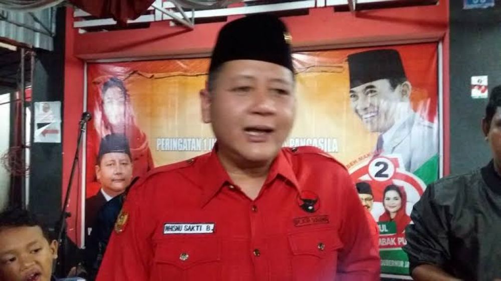 Ketua PDI Perjuangan Surabaya, Whisnu Sakti Buana