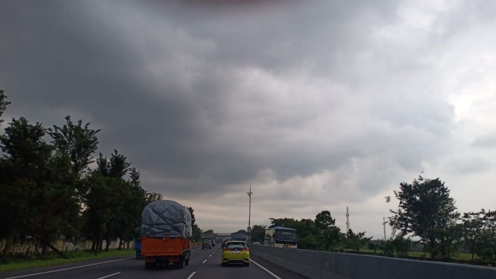 Ilustrasi pengguna jalan tol (Foto: Budi Sugiharto/jatimnow.com)