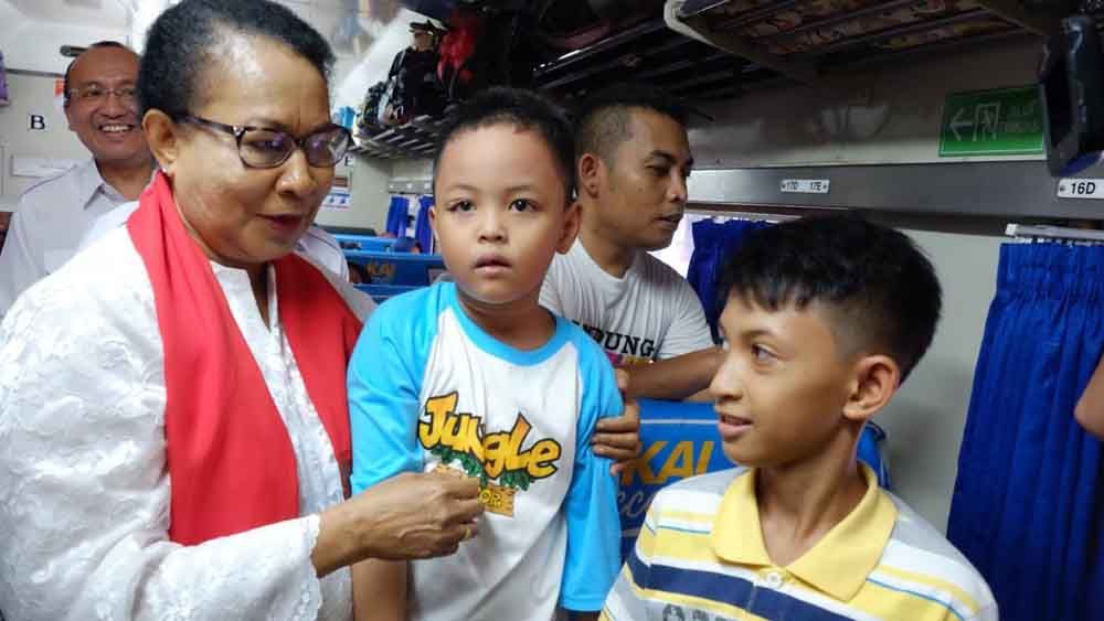 Menteri Yohana Imbau Pemudik untuk Ramah Terhadap Perempuan dan Anak