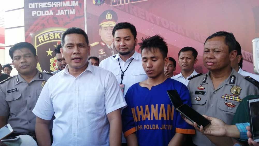 Polisi Gerebek Suami Jual Istri saat Seks Threesome di Vila Pasuruan