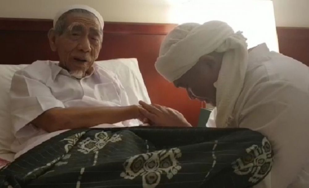 Kiai Haji Maimoen "Mbah Moen" Zubair