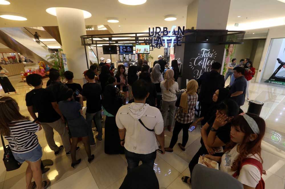 Outlet Urban Latte di Pakuwon Mall yang diserbu kaum milenial