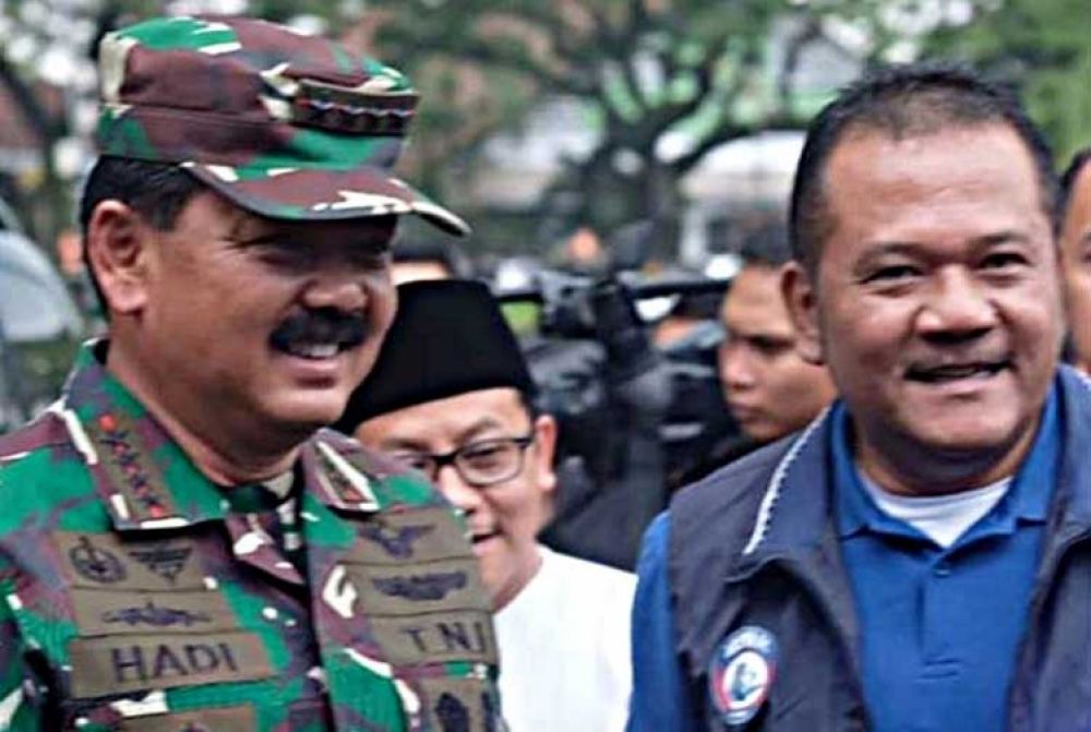 Ketua PD XIII GM FKPPI Jawa Timur, R Agoes Soerjanto dan Panlima TNI